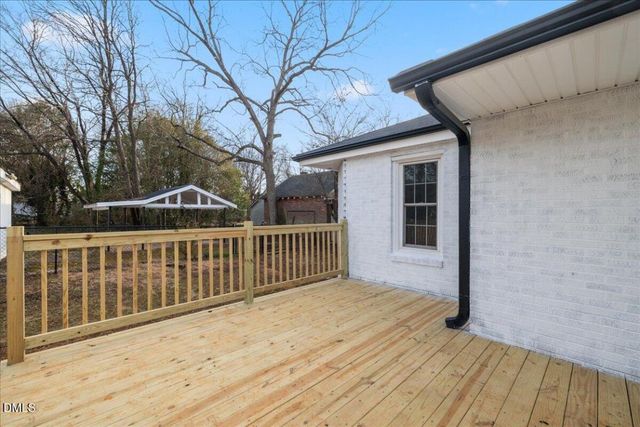 719 Center Avenue, Burlington, NC 27215