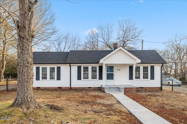 719 Center Avenue, Burlington, NC 27215