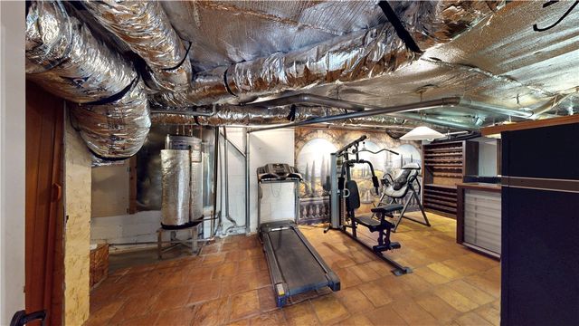 21 Slifer Drive, Bella Vista, AR 72714