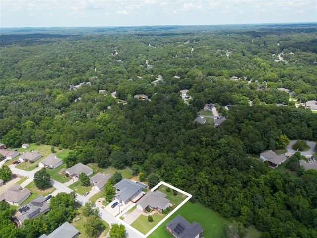 21 Slifer Drive, Bella Vista, AR 72714