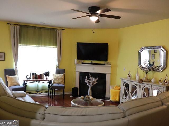 210 Mary Jane Lane, Covington, GA 30016