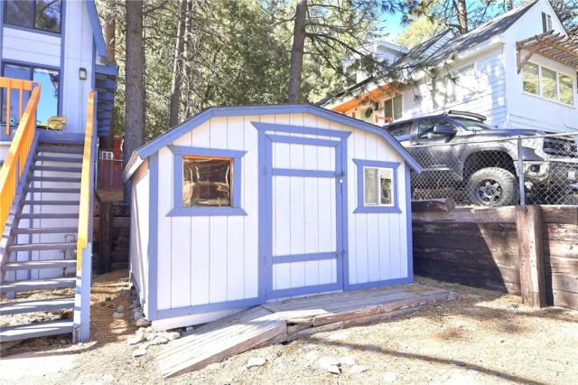 2015 Mojave Scenic, Wrightwood, CA 92397