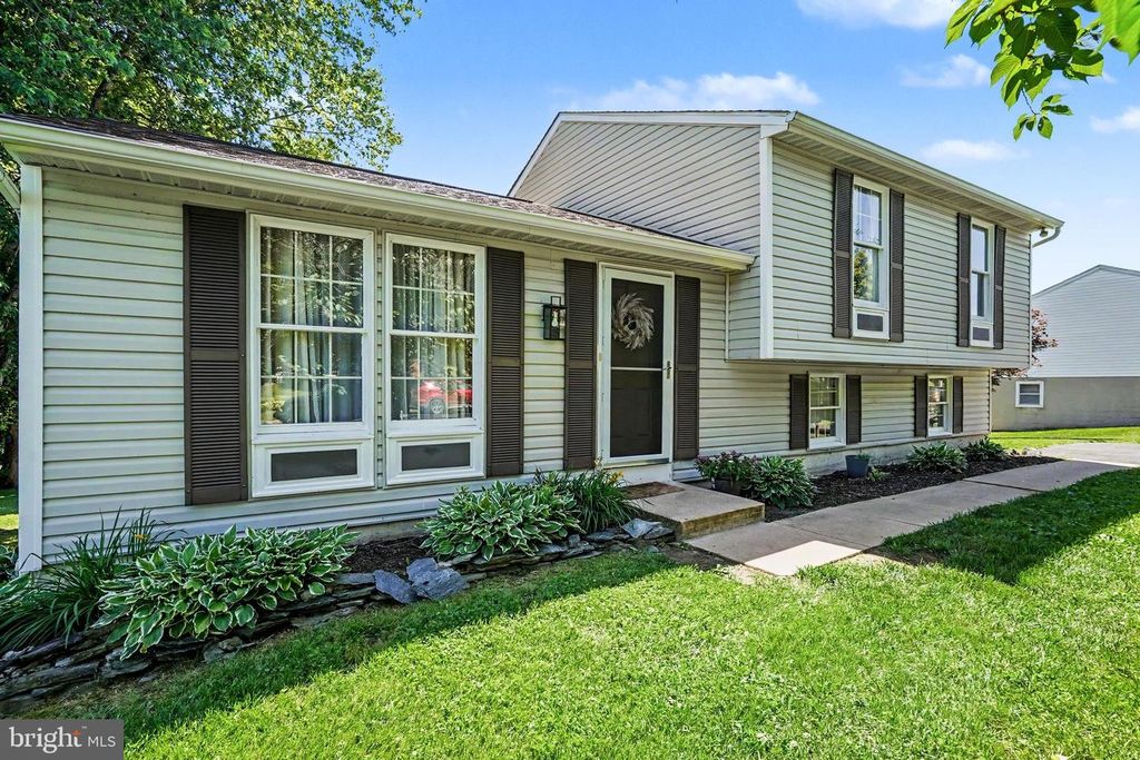 Image 1 of property listing at 721 EVERIST DR, Aberdeen, MD 21001