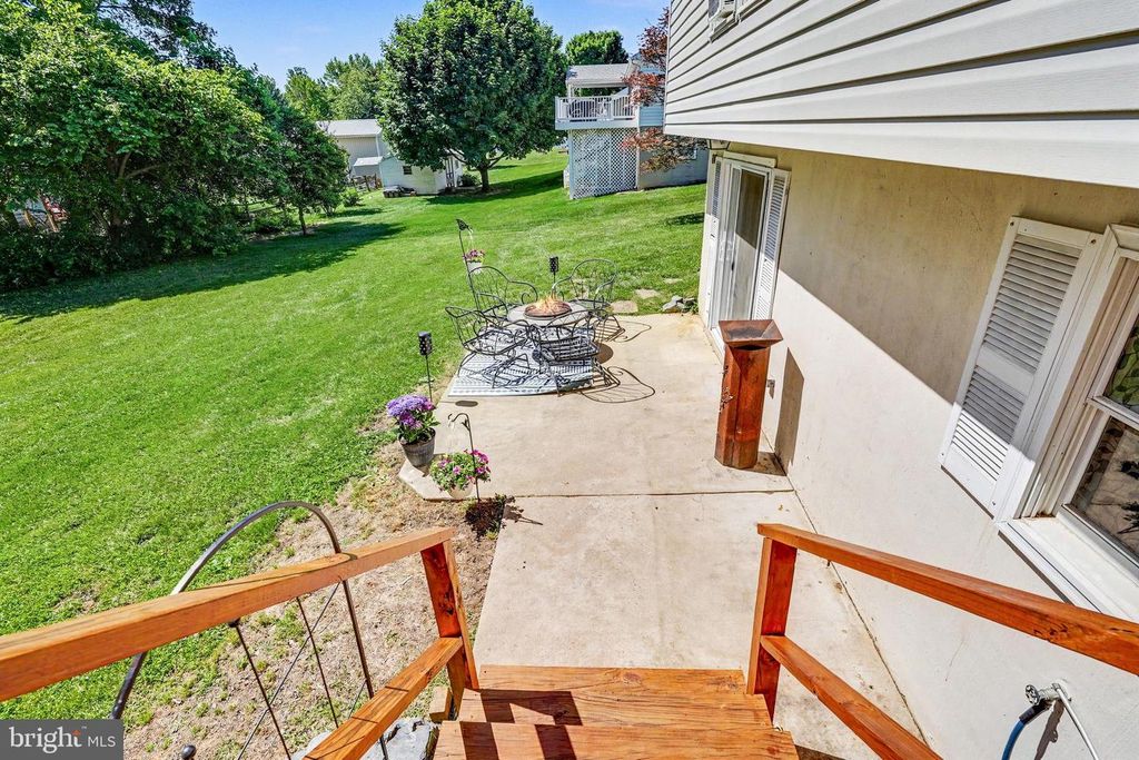 Image 28 of property listing at 721 EVERIST DR, Aberdeen, MD 21001