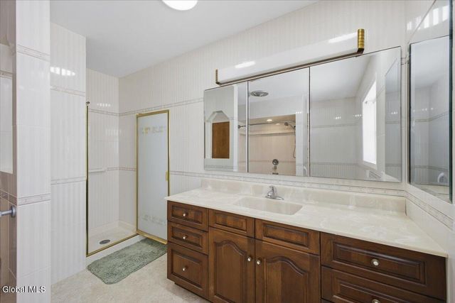 17 Centennial Drive, Queensbury, NY 12804