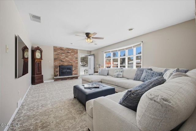 17 Centennial Drive, Queensbury, NY 12804