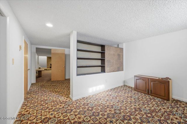 17 Centennial Drive, Queensbury, NY 12804