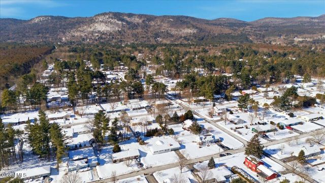 17 Centennial Drive, Queensbury, NY 12804