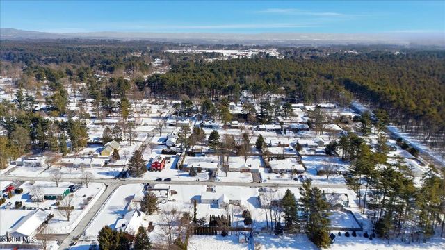 17 Centennial Drive, Queensbury, NY 12804