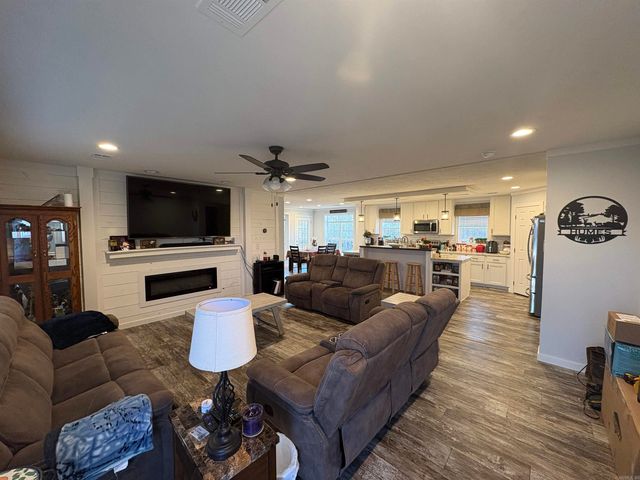 4146 Hwy 367 Highway, Searcy, AR 72143