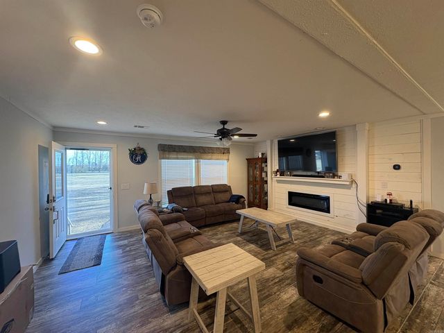 4146 Hwy 367 Highway, Searcy, AR 72143