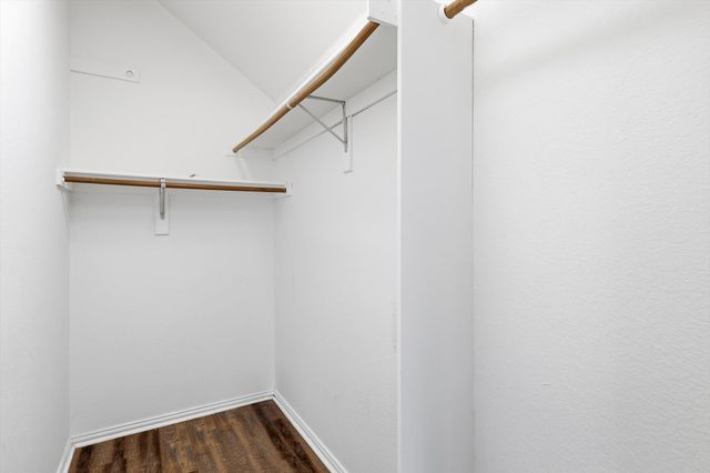 2211 Knob Hill Drive, Corinth, TX 76210