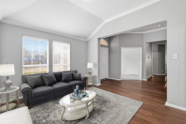 2211 Knob Hill Drive, Corinth, TX 76210