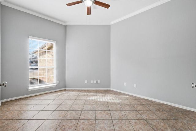 2211 Knob Hill Drive, Corinth, TX 76210