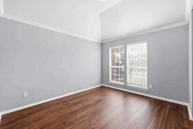 2211 Knob Hill Drive, Corinth, TX 76210