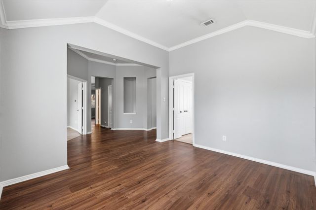 2211 Knob Hill Drive, Corinth, TX 76210