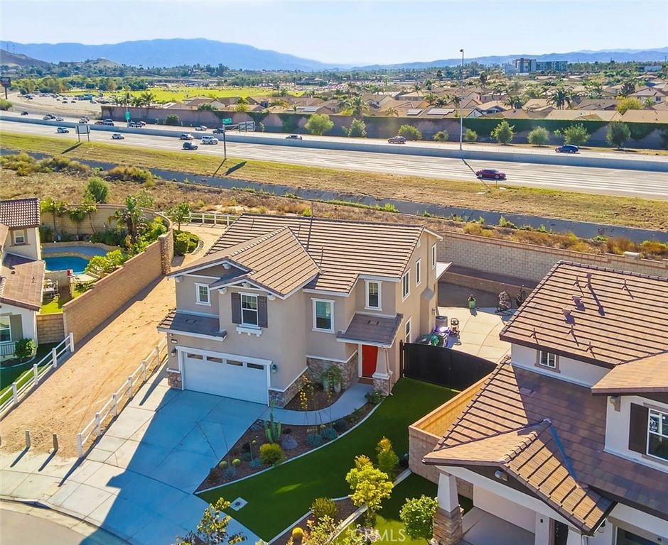 7099 Cove Way, Jurupa Valley, CA 91752 — photo 5