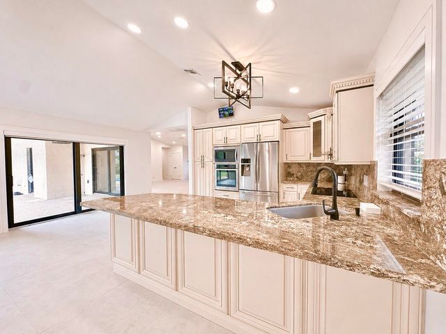 4823 NW 91st Way, Coral Springs, FL 33067