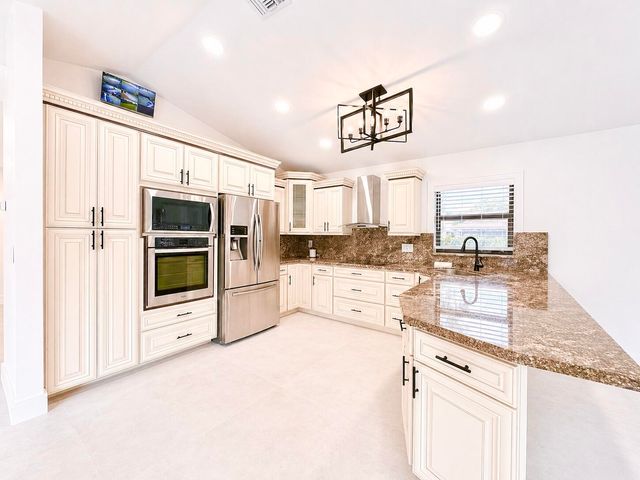 4823 NW 91st Way, Coral Springs, FL 33067