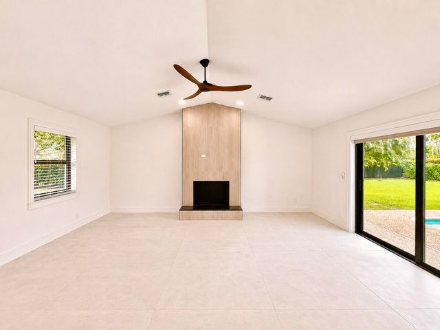 4823 NW 91st Way, Coral Springs, FL 33067