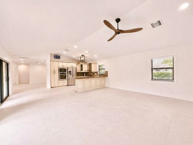 4823 NW 91st Way, Coral Springs, FL 33067