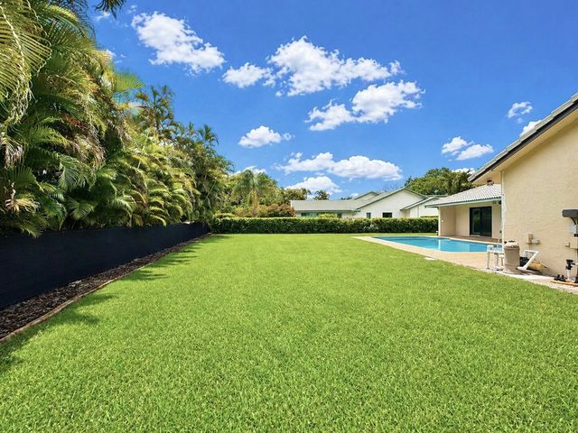 4823 NW 91st Way, Coral Springs, FL 33067