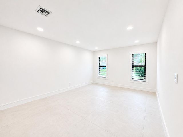 4823 NW 91st Way, Coral Springs, FL 33067