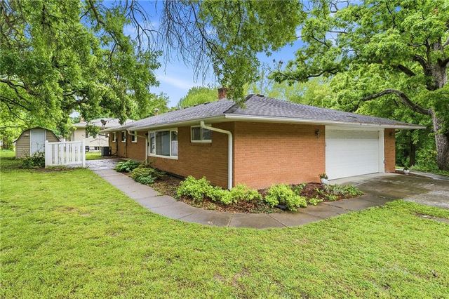 711 W Montgomery Street, Clinton, MO 64735