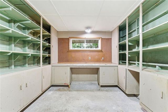 711 W Montgomery Street, Clinton, MO 64735