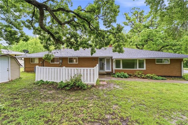 711 W Montgomery Street, Clinton, MO 64735