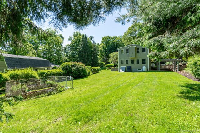 472 Union Valley Road, Mahopac, NY 10541