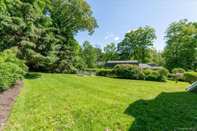 472 Union Valley Road, Mahopac, NY 10541
