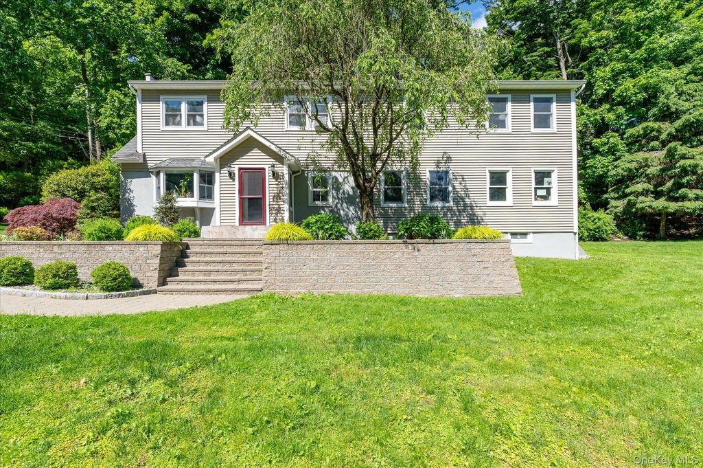 472 Union Valley Road, Mahopac, NY 10541
