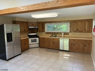 19 Crescent Rd, Wayne Twp., NJ 07470
