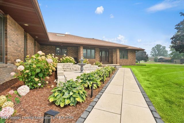 10289 Lafayette, Dimondale, MI 48821