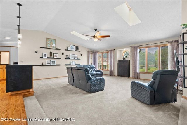 10289 Lafayette, Dimondale, MI 48821