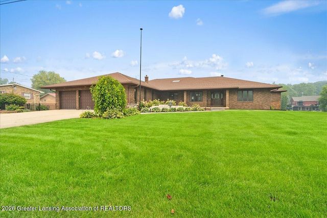 10289 Lafayette, Dimondale, MI 48821