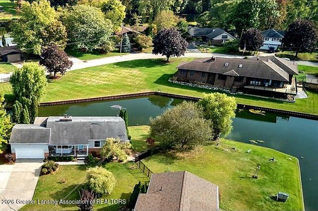 10289 Lafayette, Dimondale, MI 48821