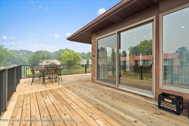 10289 Lafayette, Dimondale, MI 48821