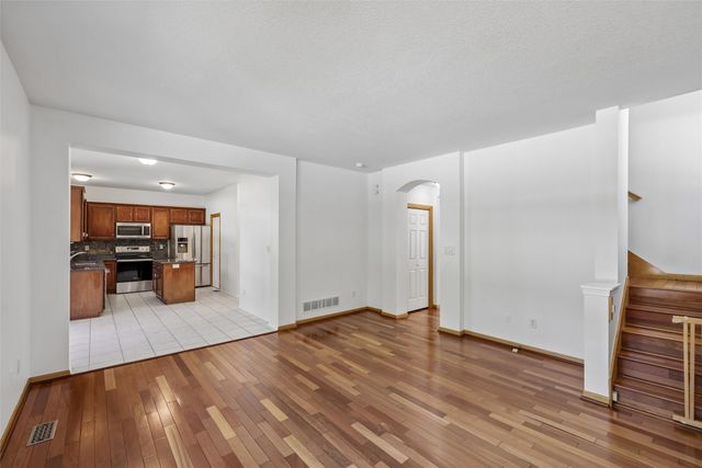 163 77th Place, West Des Moines, IA 50266