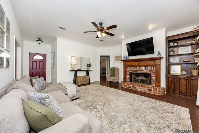 30935 Meadow Wood Blvd, Denham Springs, LA 70726