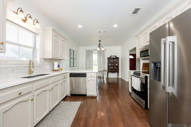 30935 Meadow Wood Blvd, Denham Springs, LA 70726