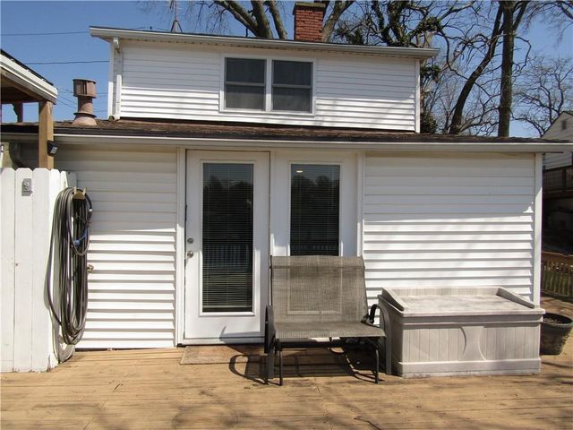 15450 Lake Road 10 Road, Gardner, KS 66030