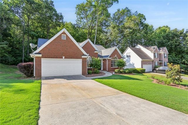 4395 Red Rock Point, Suwanee, GA 30024
