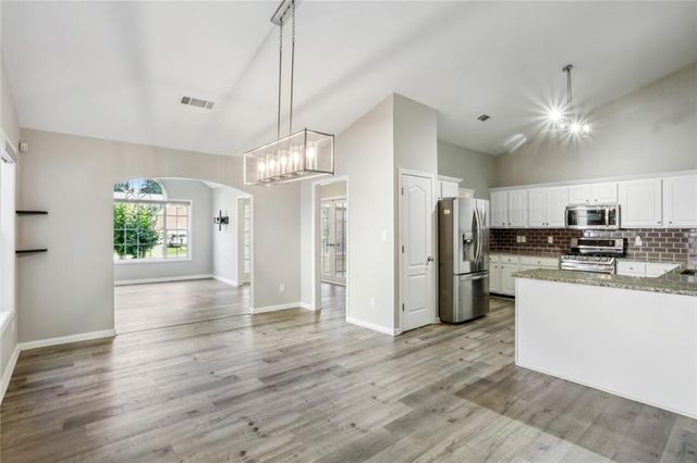 4395 Red Rock Point, Suwanee, GA 30024