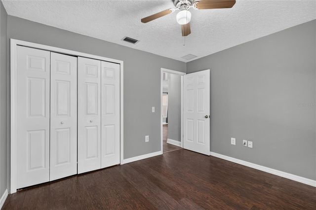 24307 ADAIR AVENUE, Sorrento, FL 32776