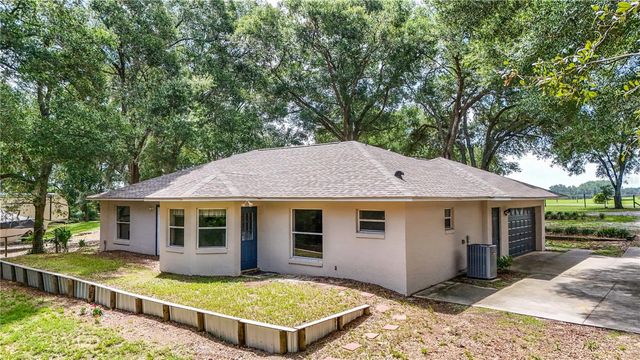24307 ADAIR AVENUE, Sorrento, FL 32776