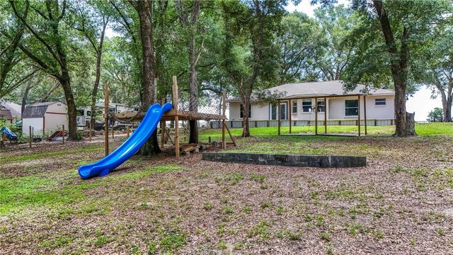 24307 ADAIR AVENUE, Sorrento, FL 32776