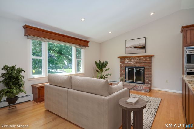 43 High Street, Windsor, CT 06095