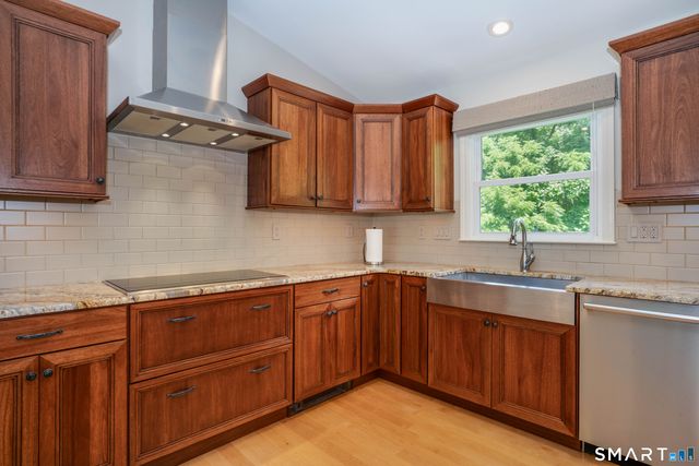 43 High Street, Windsor, CT 06095
